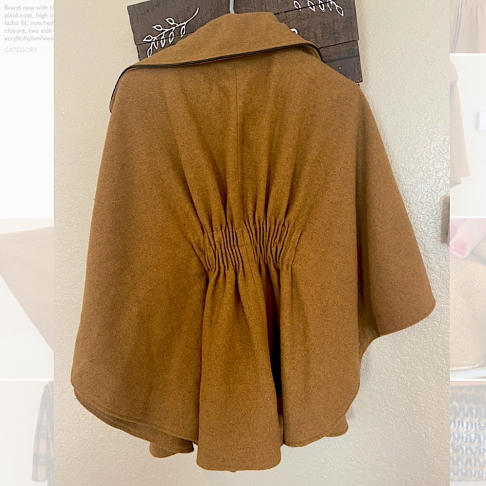 Steve Madden Poncho - Picture 3 of 5